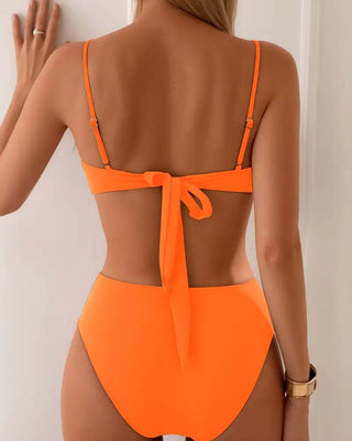 Anna Bikini