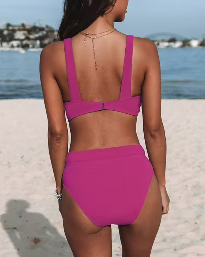 Hilde Bikini